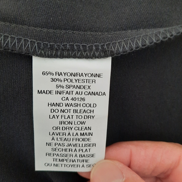 Lovely lace-topped dress - Picture 8 of 9